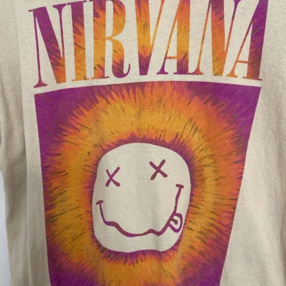 NIRVANA Band T-Shirt Smiley Face Women's M Tan Rock Grunge Kurt - Picture 2 of 4